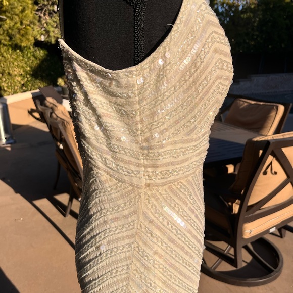 Marina Wedding dress formal gown white size 8 - Picture 5 of 8